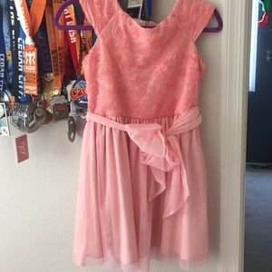 Girls dress